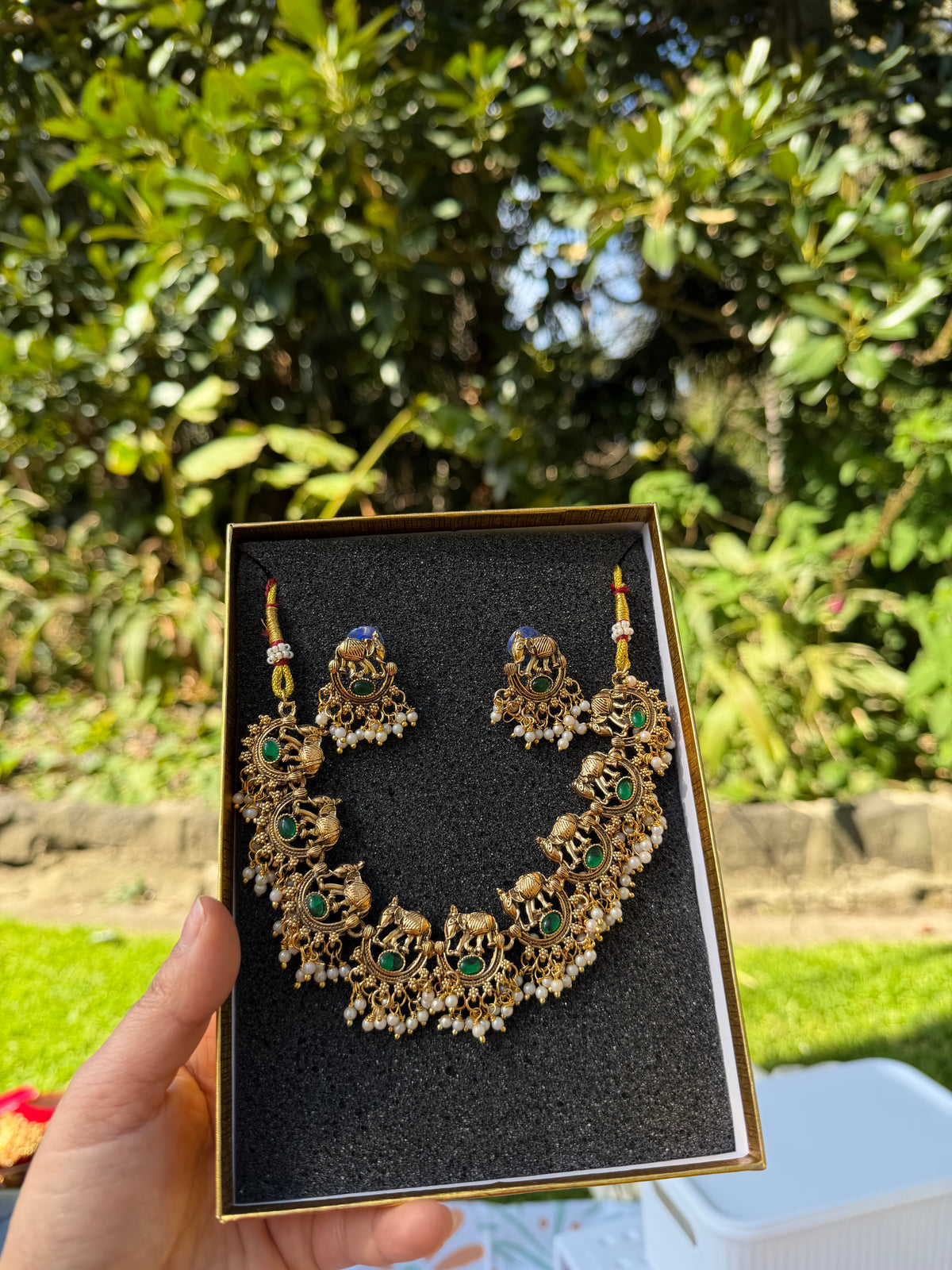 Green AD Elegant brass set
