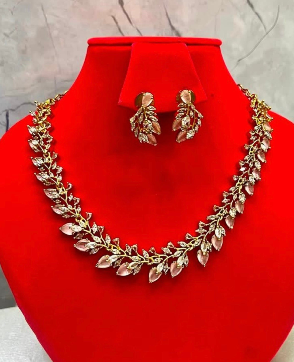 Leaf and Vine Necklace