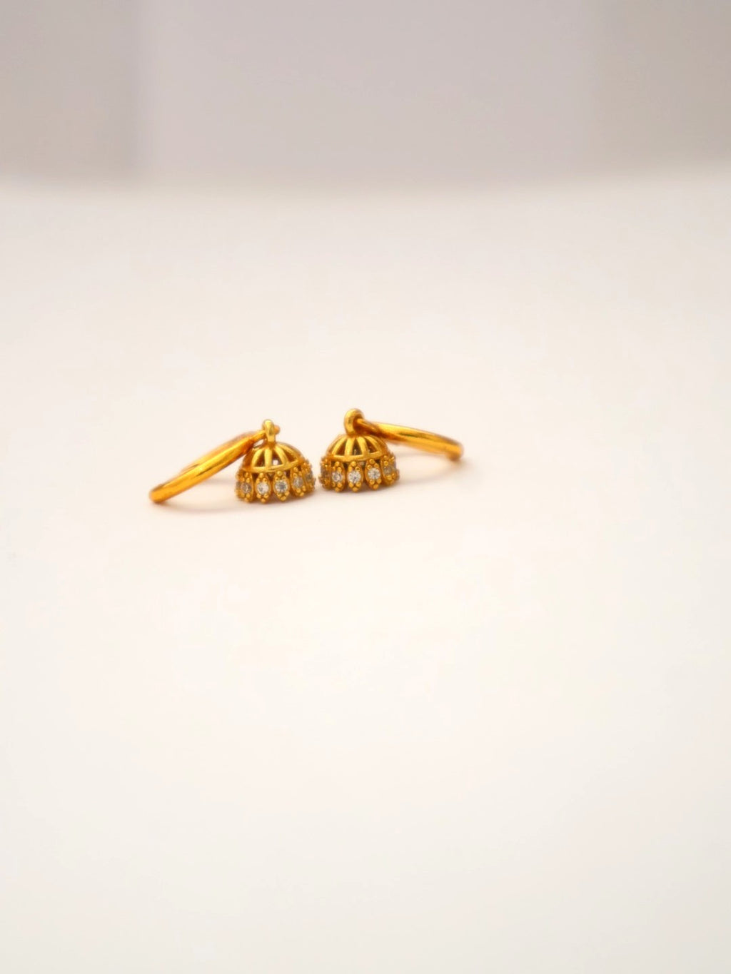 Maya hoops