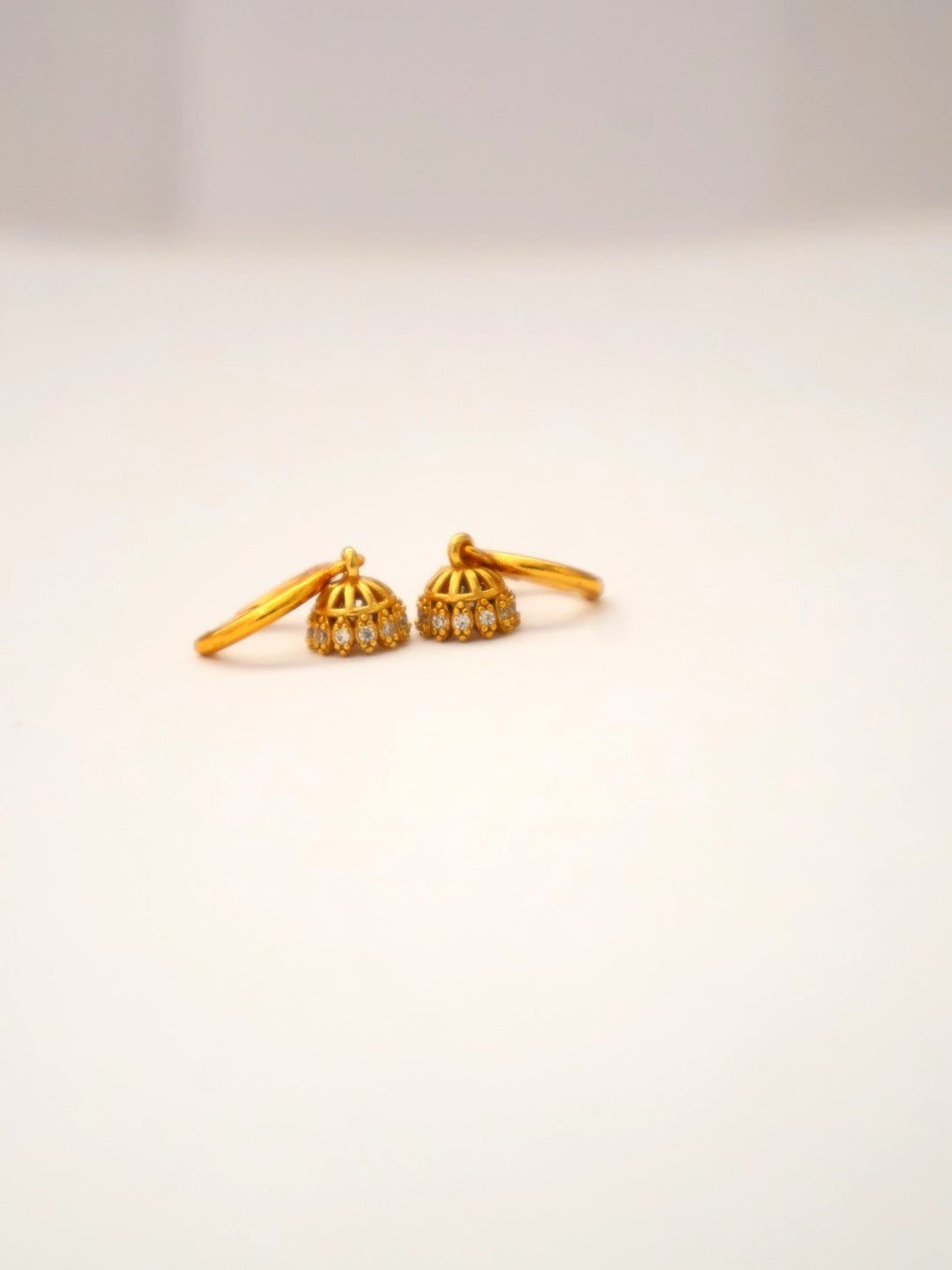 Maya hoops