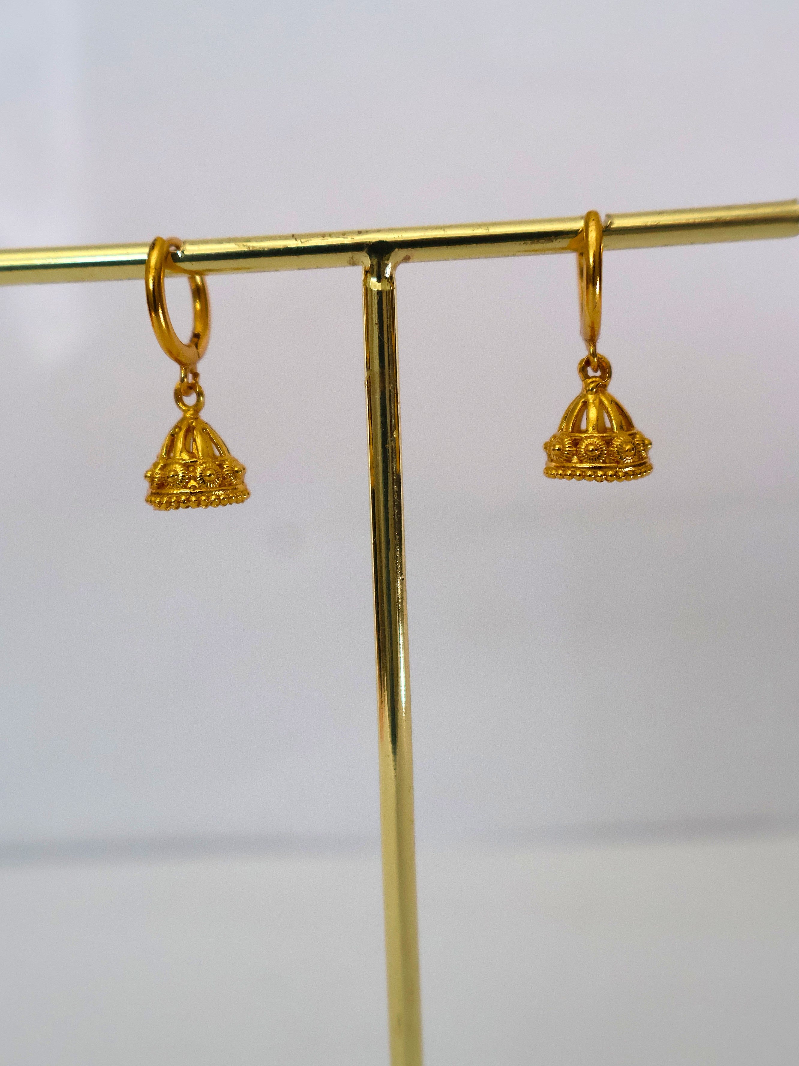 Raya jhumka