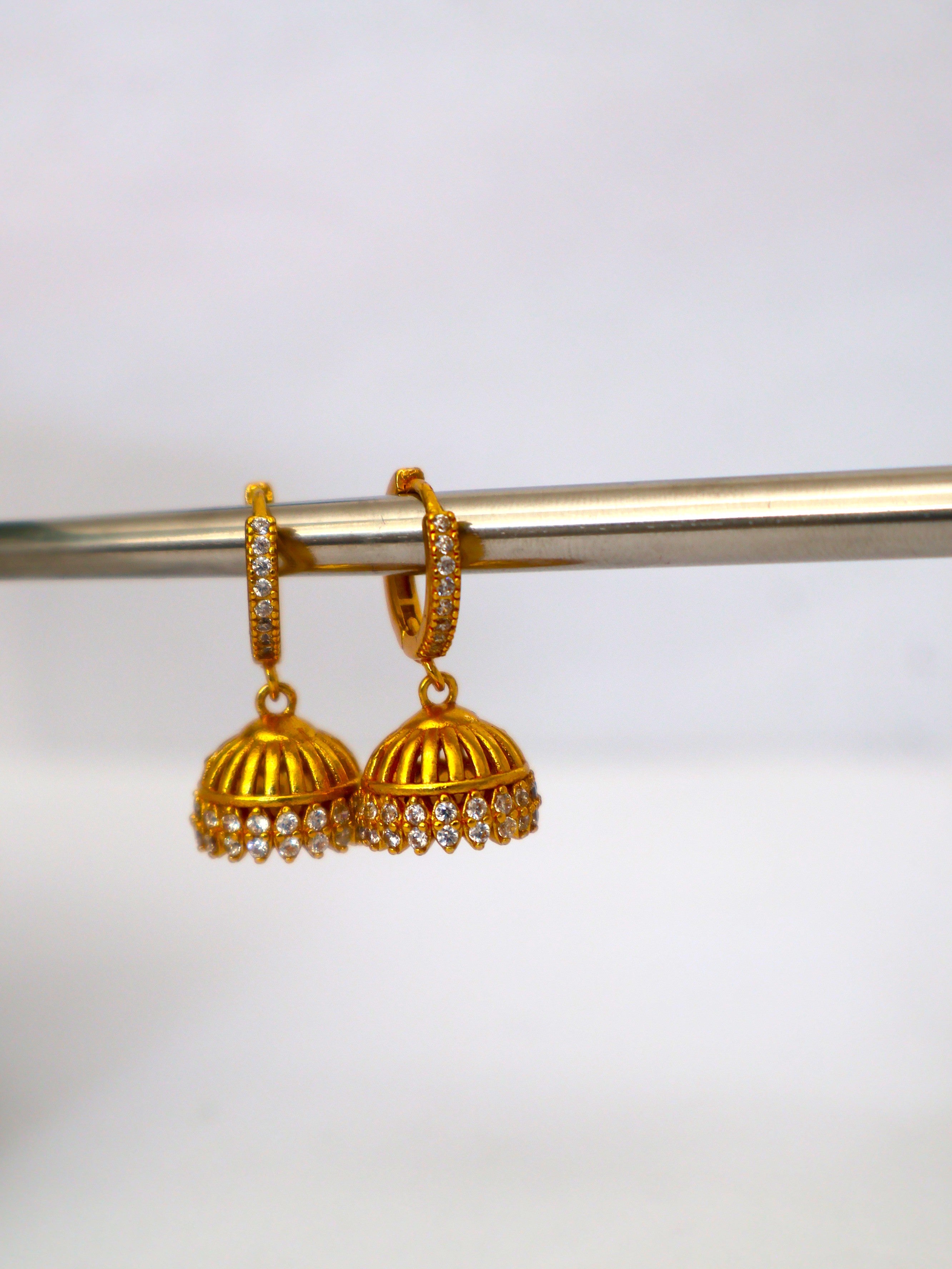 Ruhani jhumka